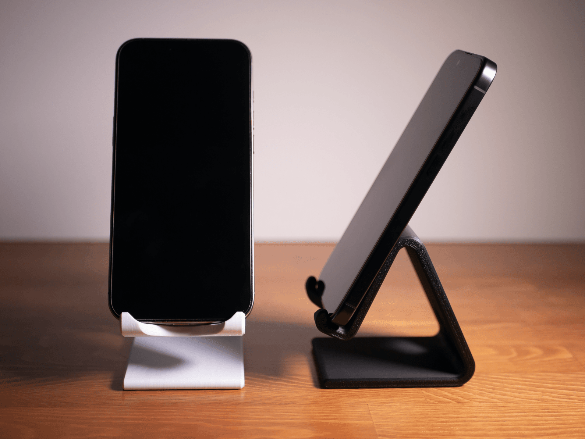 Sturdy Phone & Tablet Stand